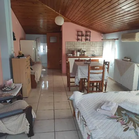 Dimitra Apartment Athéras