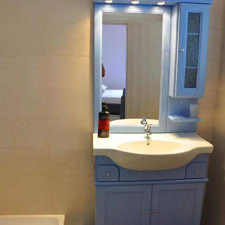 Apartment Dimitra *